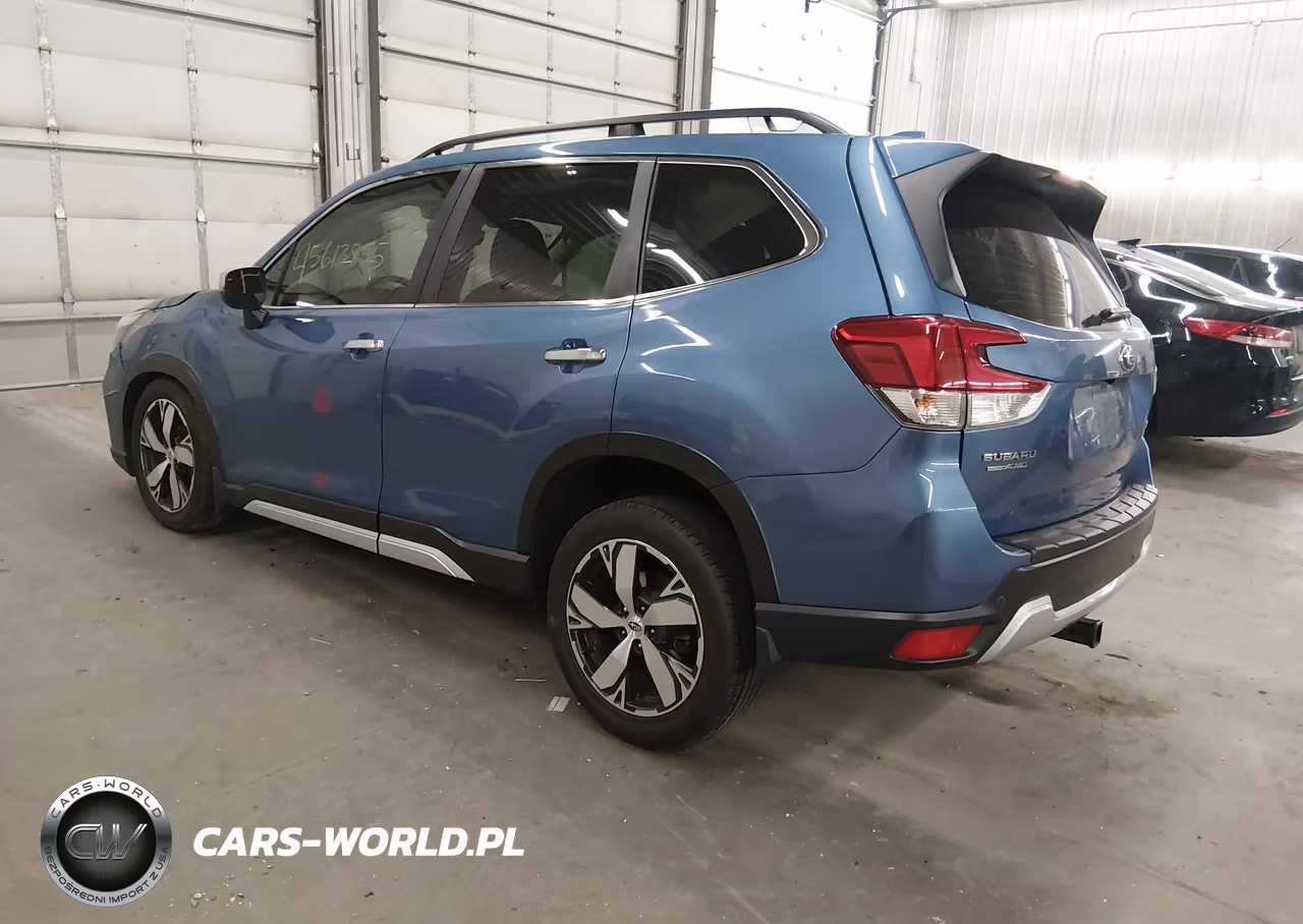 2019 Subaru Forester Touring VIN:JF2SKAWCXKH446267 - 3