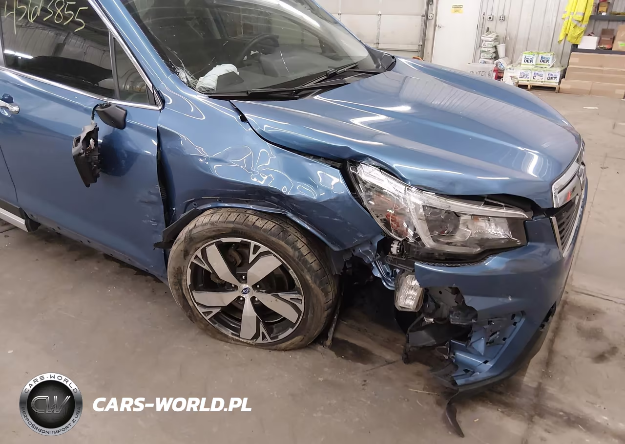 2019 Subaru Forester Touring VIN:JF2SKAWCXKH446267 - 6