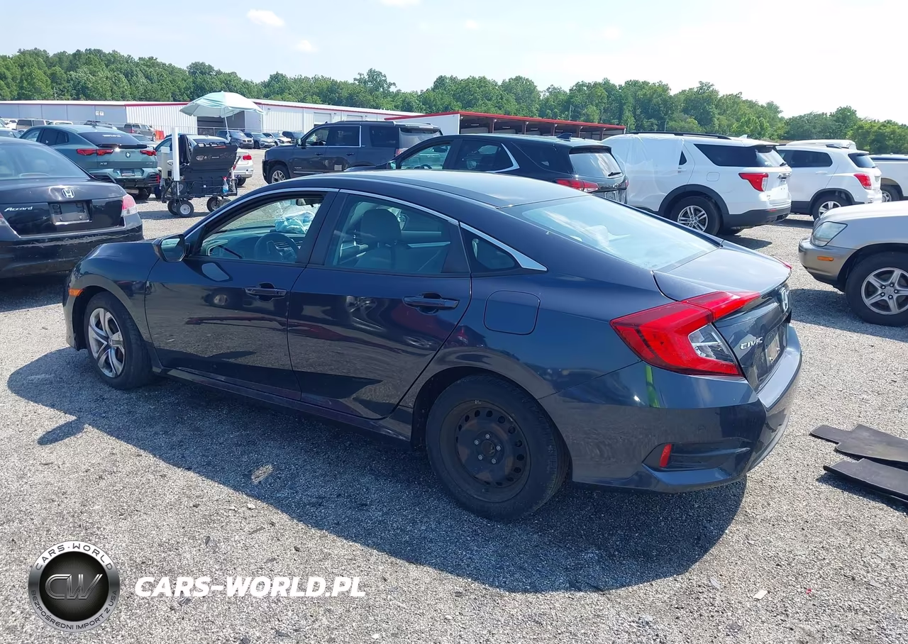 2018 Honda Civic Lx VIN:2HGFC2F5XJH584955 - 3