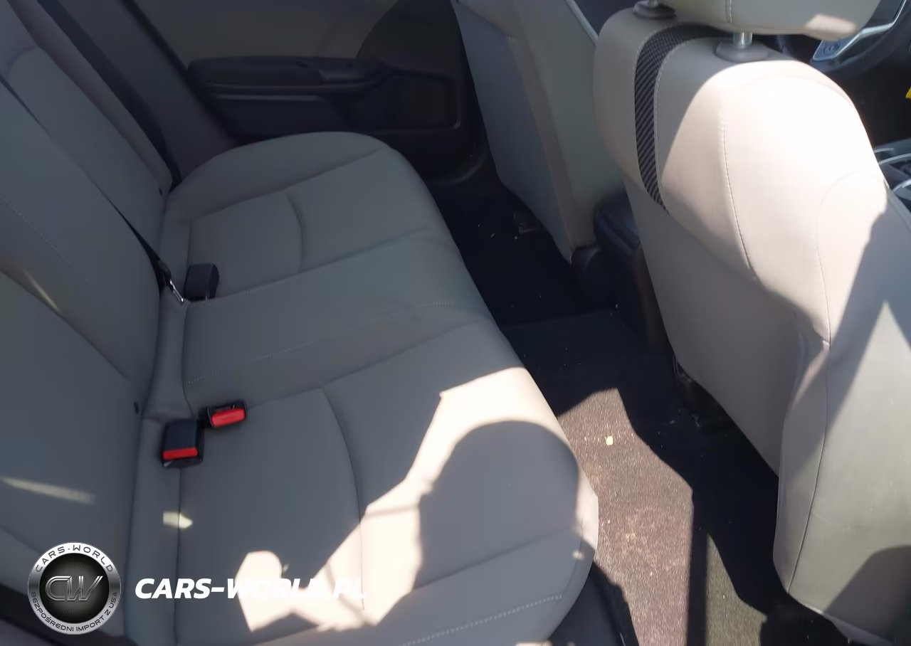2018 Honda Civic Lx VIN:2HGFC2F5XJH584955 - 8
