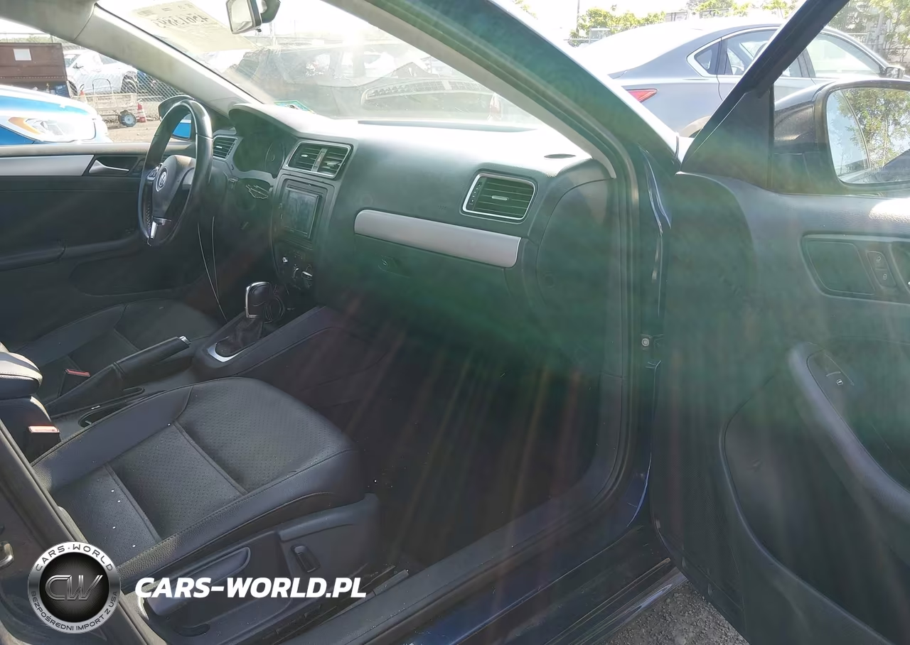 2014 Volkswagen Jetta 1.8T Se VIN:3VWD17AJ2EM441774 - 5
