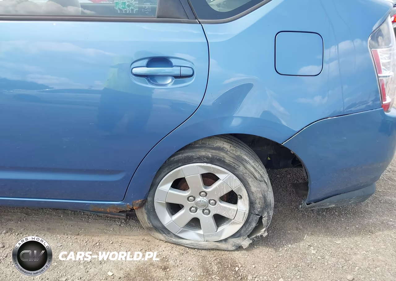 2004 Toyota Prius VIN:JTDKB20U340026373 - 6