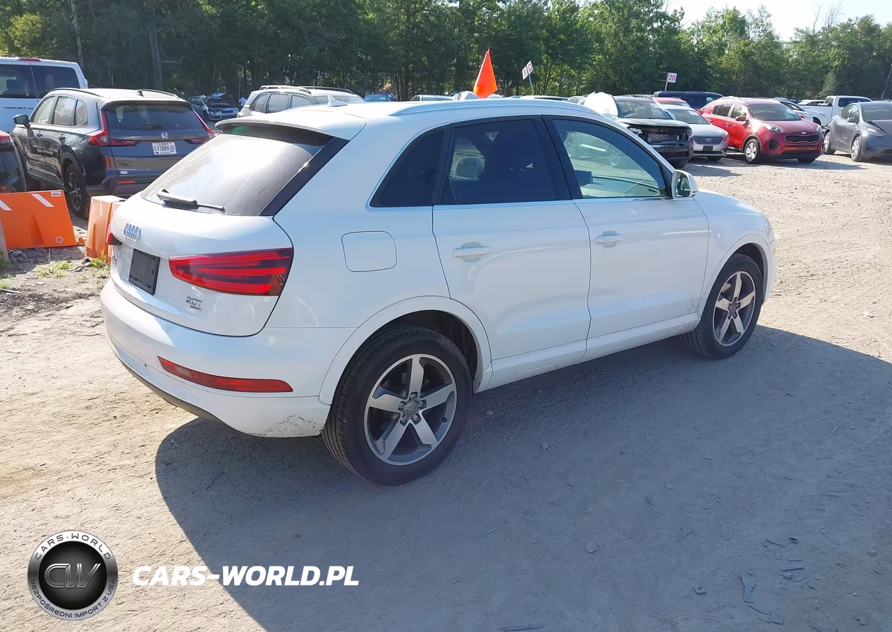 2015 Audi Q3 2.0T Premium Plus VIN:WA1EFCFS9FR003718 - 4