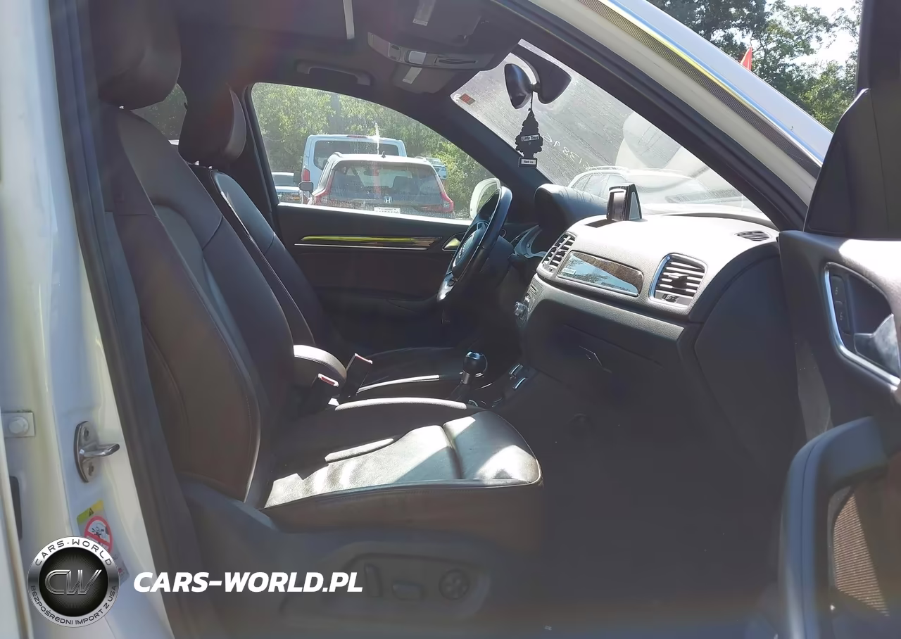 2015 Audi Q3 2.0T Premium Plus VIN:WA1EFCFS9FR003718 - 5
