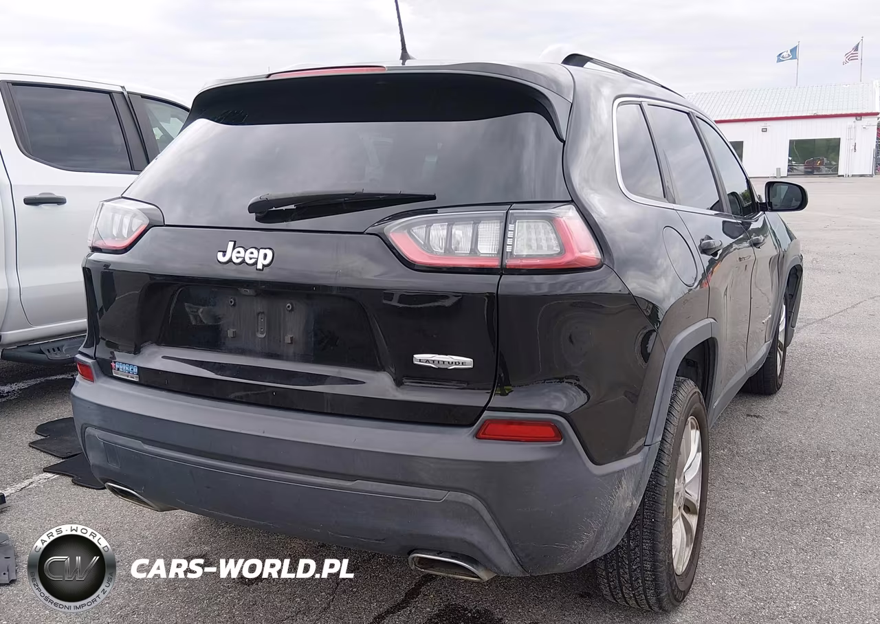 2019 Jeep Cherokee Latitude Fwd VIN:1C4PJLCX6KD120242 - 4