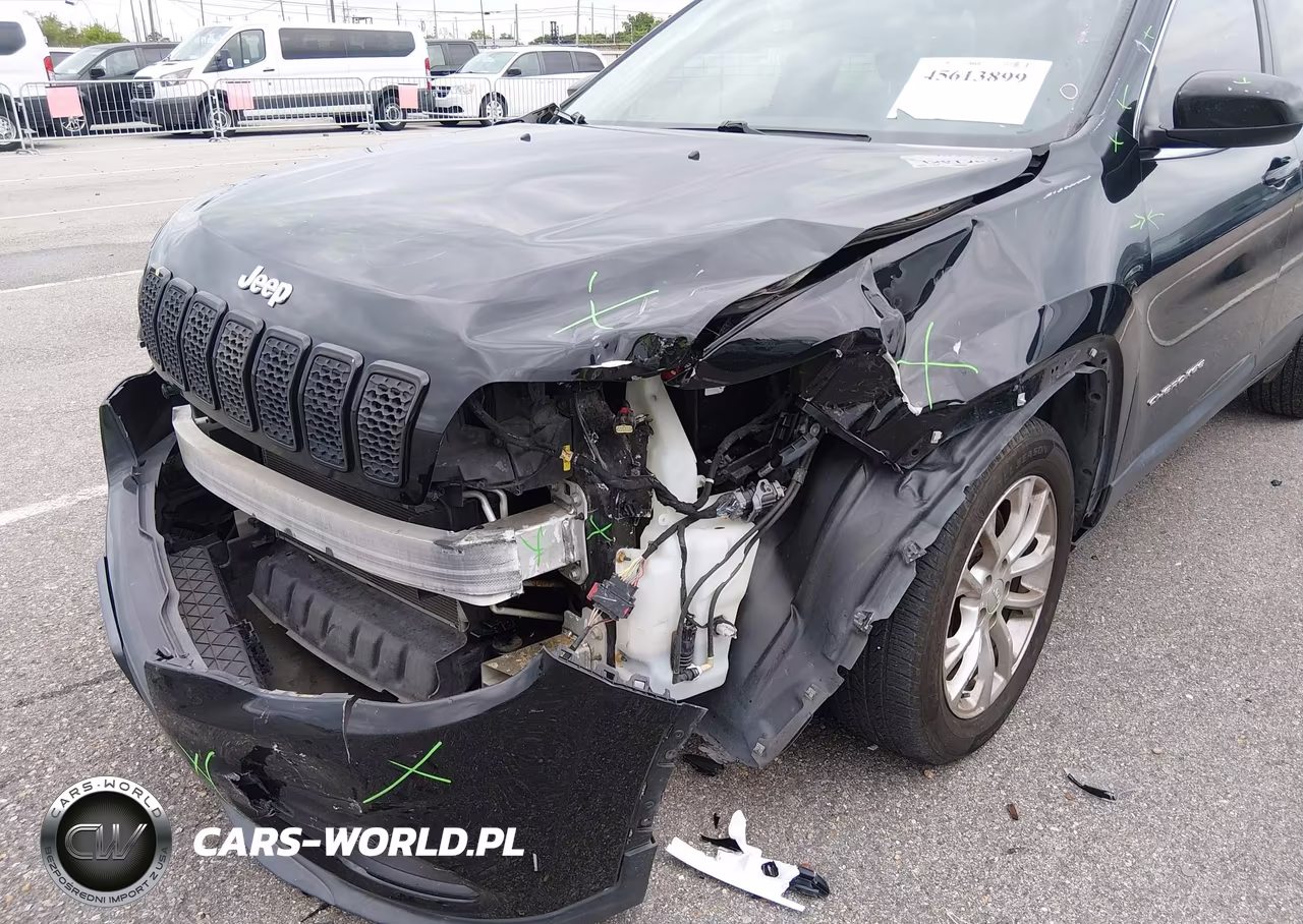 2019 Jeep Cherokee Latitude Fwd VIN:1C4PJLCX6KD120242 - 6