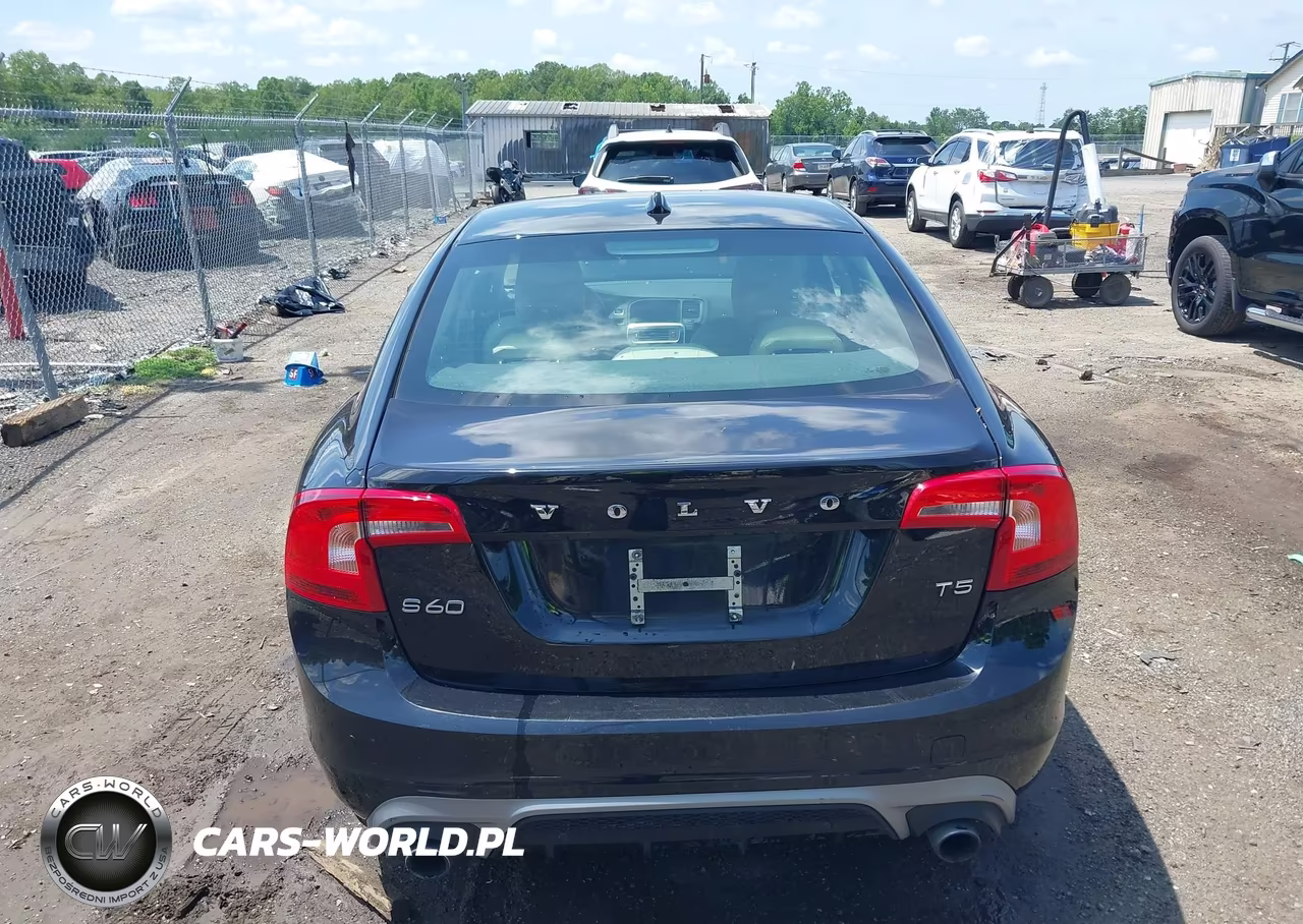2018 Volvo S60 T5 Dynamic VIN:YV126MFL7J2454312 - 16