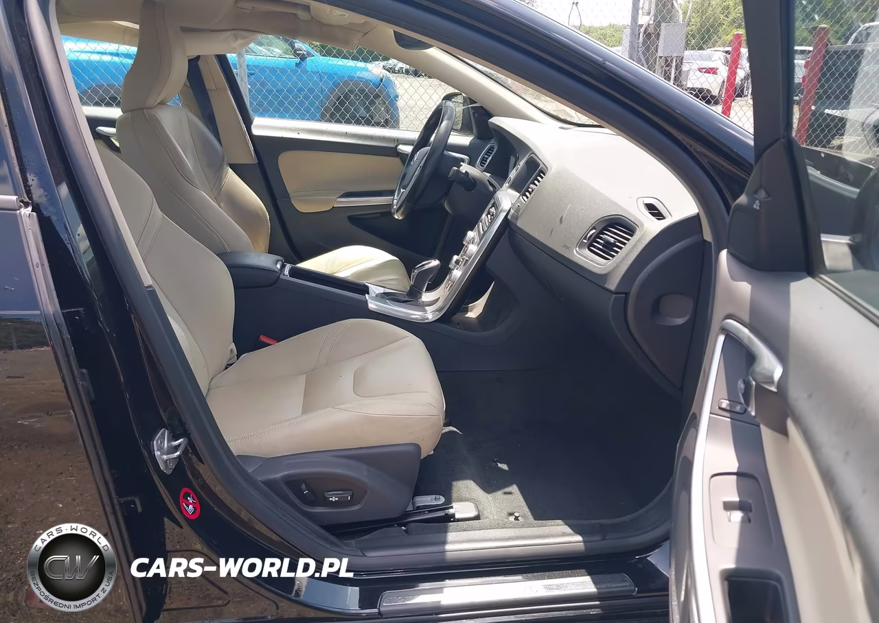 2018 Volvo S60 T5 Dynamic VIN:YV126MFL7J2454312 - 5