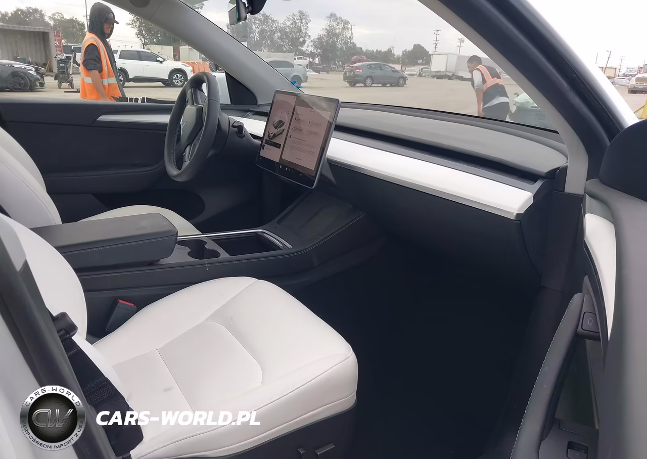 2024 Tesla Model Y Long Range Single Motor Rear-Wheel Drive-Rwd VIN:7SAYGDED1RF011396 - 5