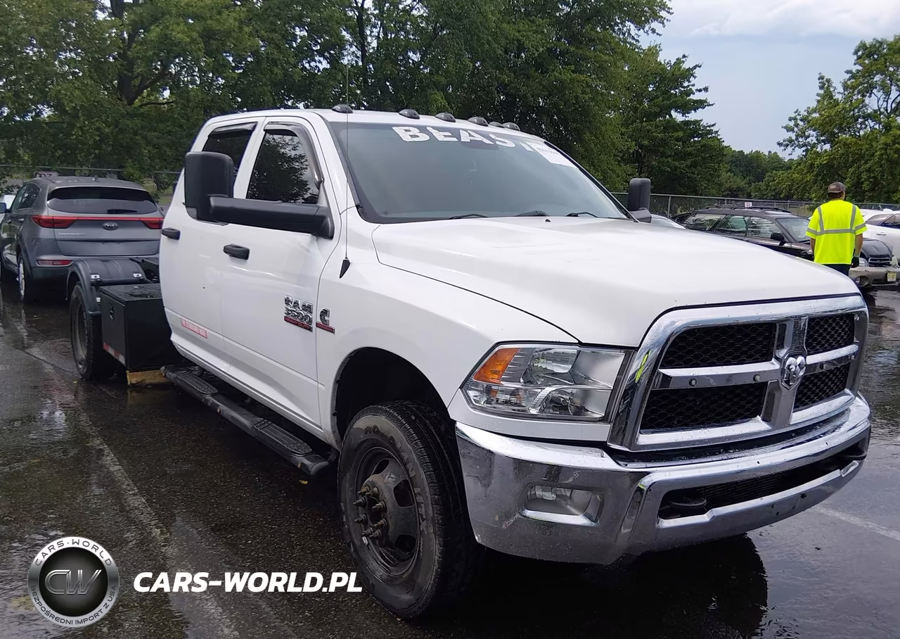 2017 Ram 3500 Chassis Tradesman-Slt-Laramie – zdjęcie 1 z 16