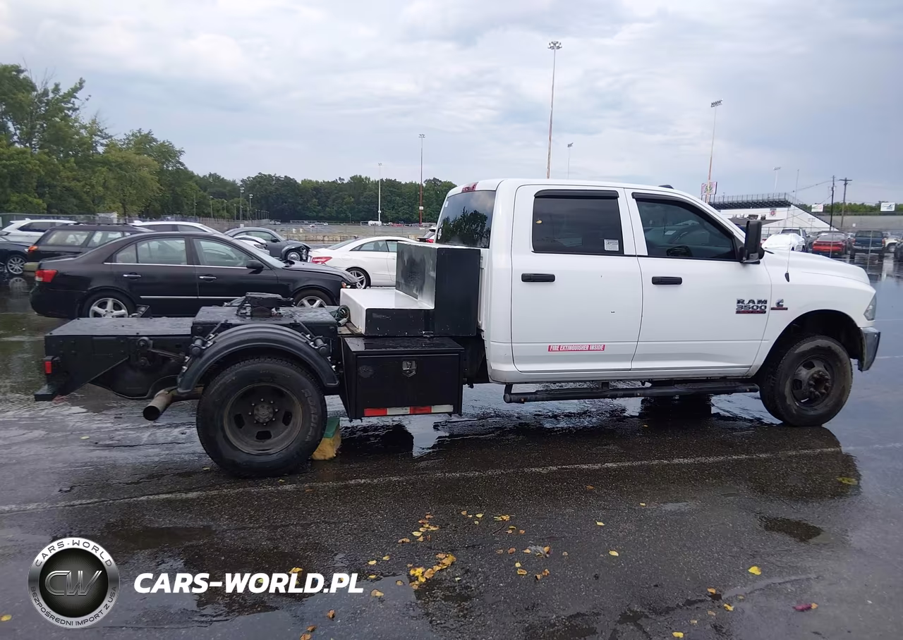 2017 Ram 3500 Chassis Tradesman-Slt-Laramie VIN:3C7WRTCL5HG552756 - 13