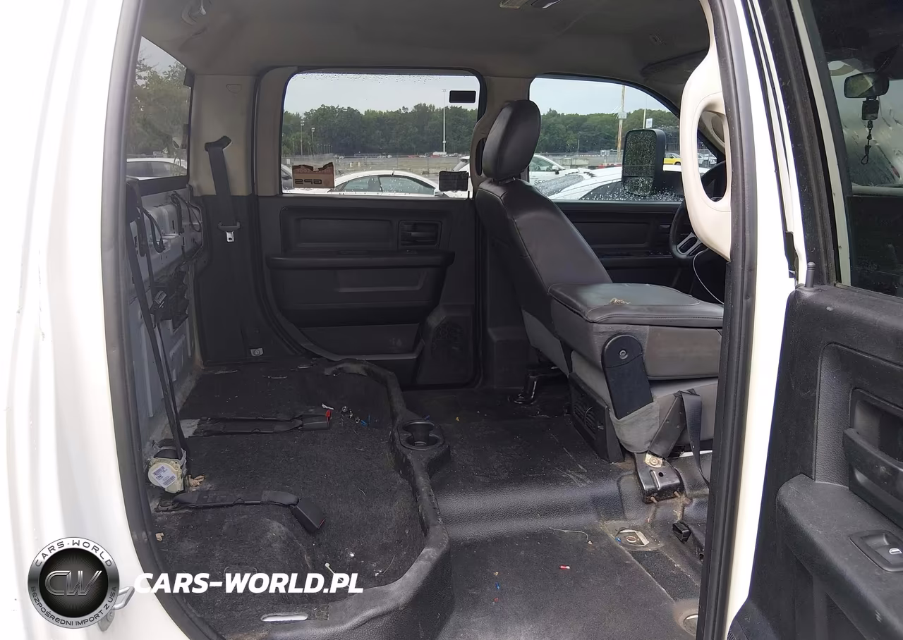 2017 Ram 3500 Chassis Tradesman-Slt-Laramie VIN:3C7WRTCL5HG552756 - 6