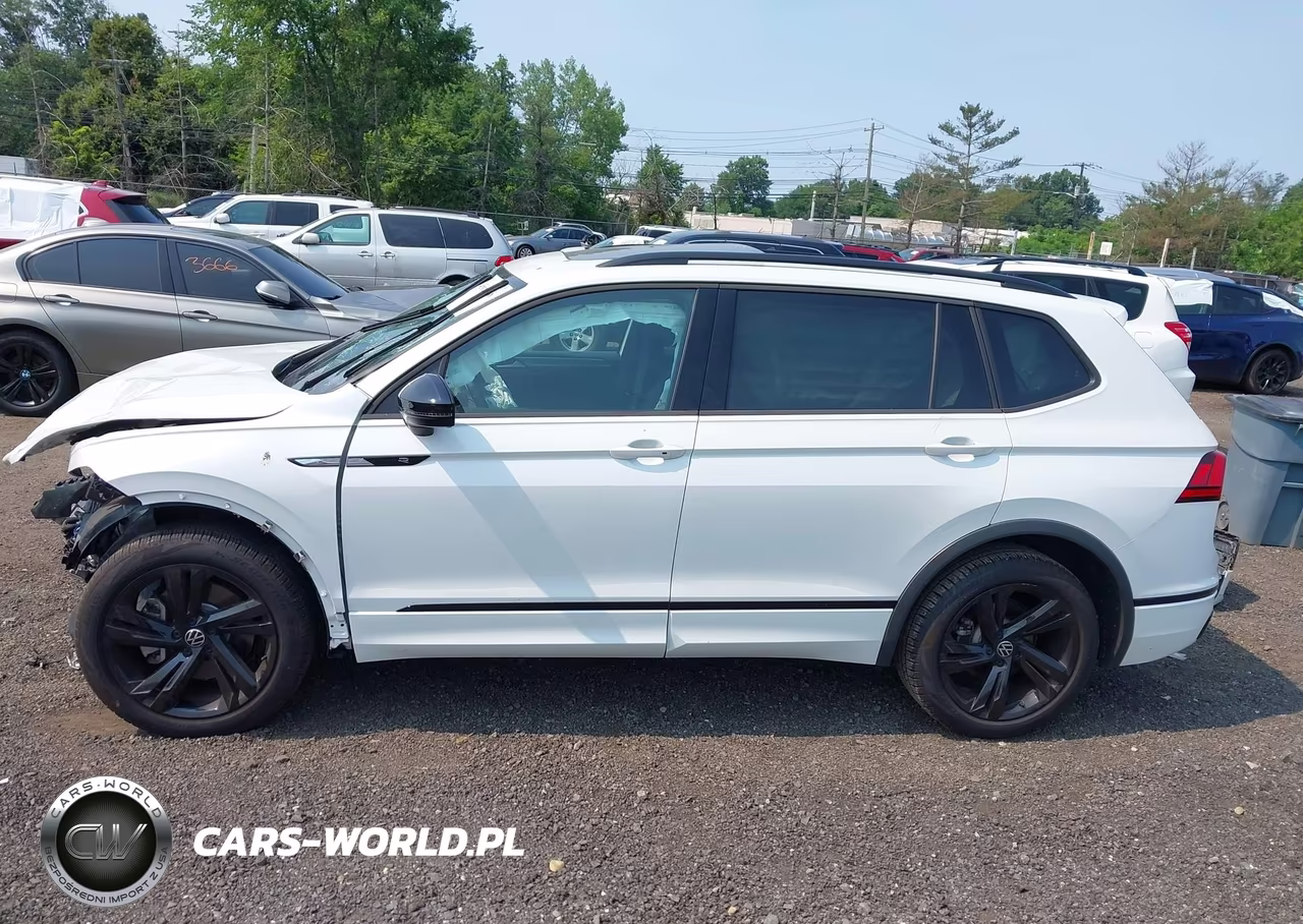 2024 Volkswagen Tiguan 2.0T Se R-Line Black VIN:3VV8B7AX5RM201194 - 15