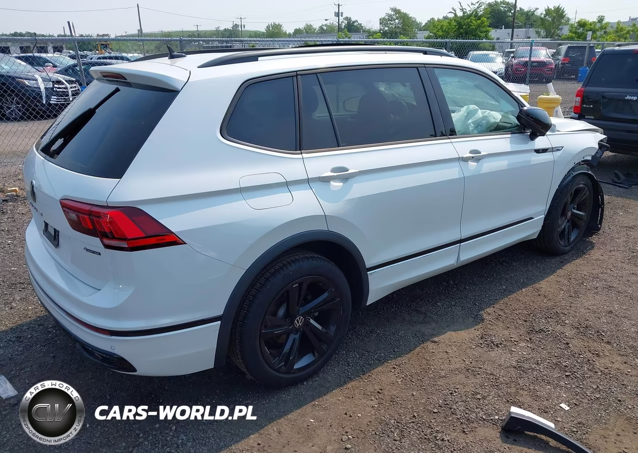 2024 Volkswagen Tiguan 2.0T Se R-Line Black VIN:3VV8B7AX5RM201194 - 4