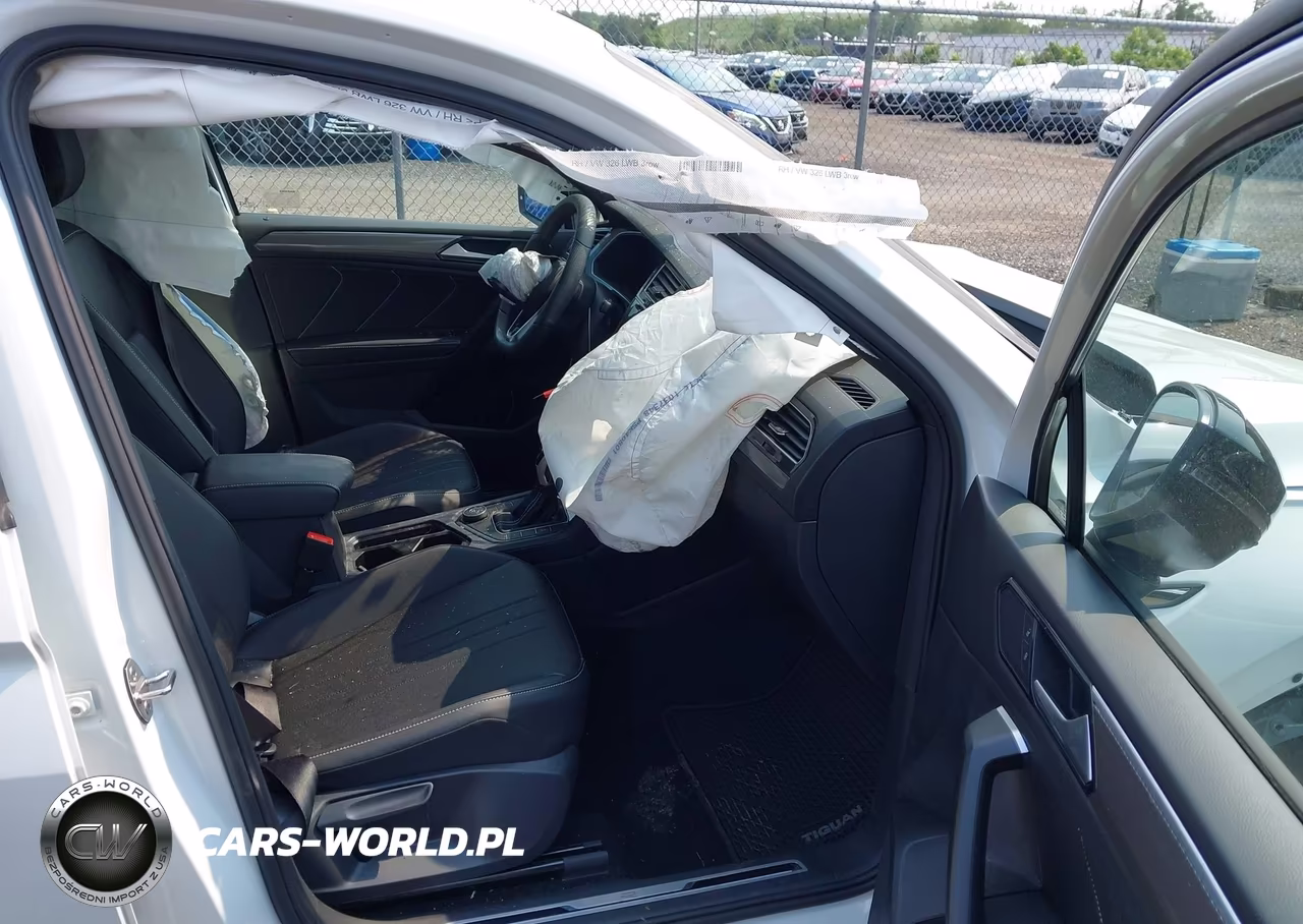 2024 Volkswagen Tiguan 2.0T Se R-Line Black VIN:3VV8B7AX5RM201194 - 5