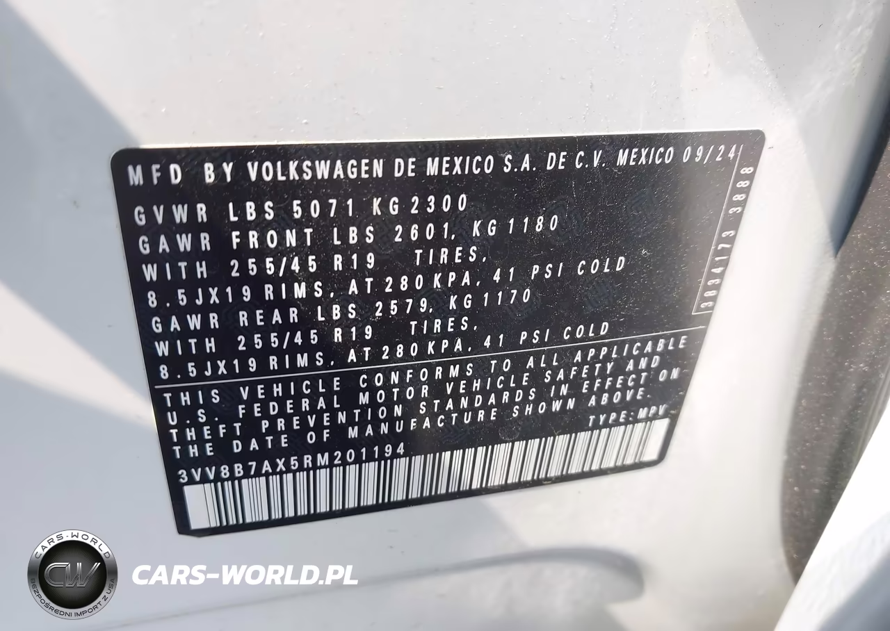 2024 Volkswagen Tiguan 2.0T Se R-Line Black VIN:3VV8B7AX5RM201194 - 9