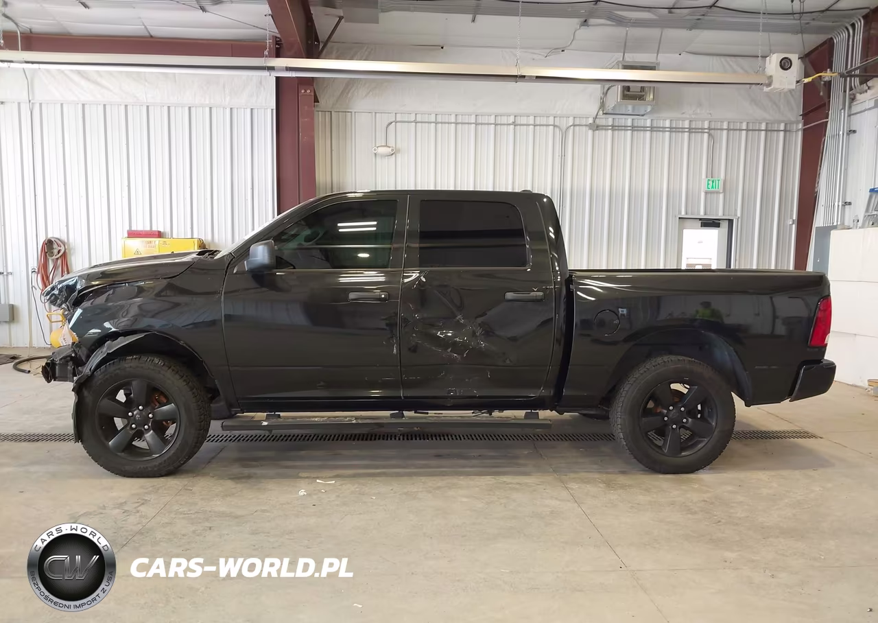 2018 Ram 1500 Express 4X4 5'7 Box VIN:1C6RR7KGXJS230996 - 15