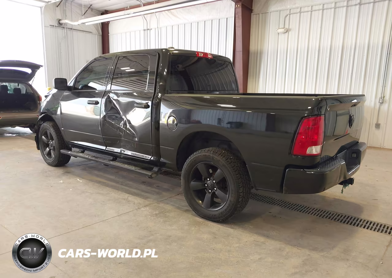 2018 Ram 1500 Express 4X4 5'7 Box VIN:1C6RR7KGXJS230996 - 3