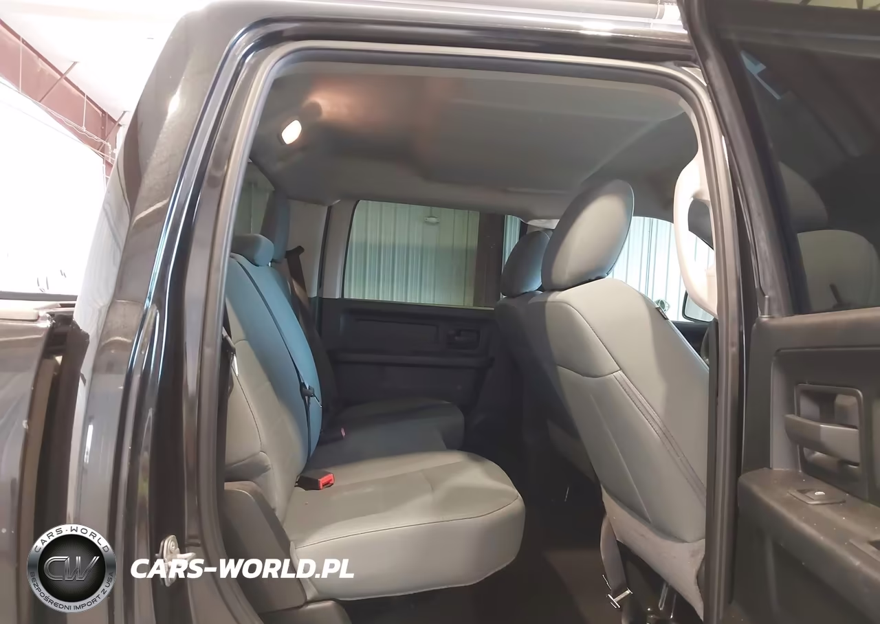 2018 Ram 1500 Express 4X4 5'7 Box VIN:1C6RR7KGXJS230996 - 8