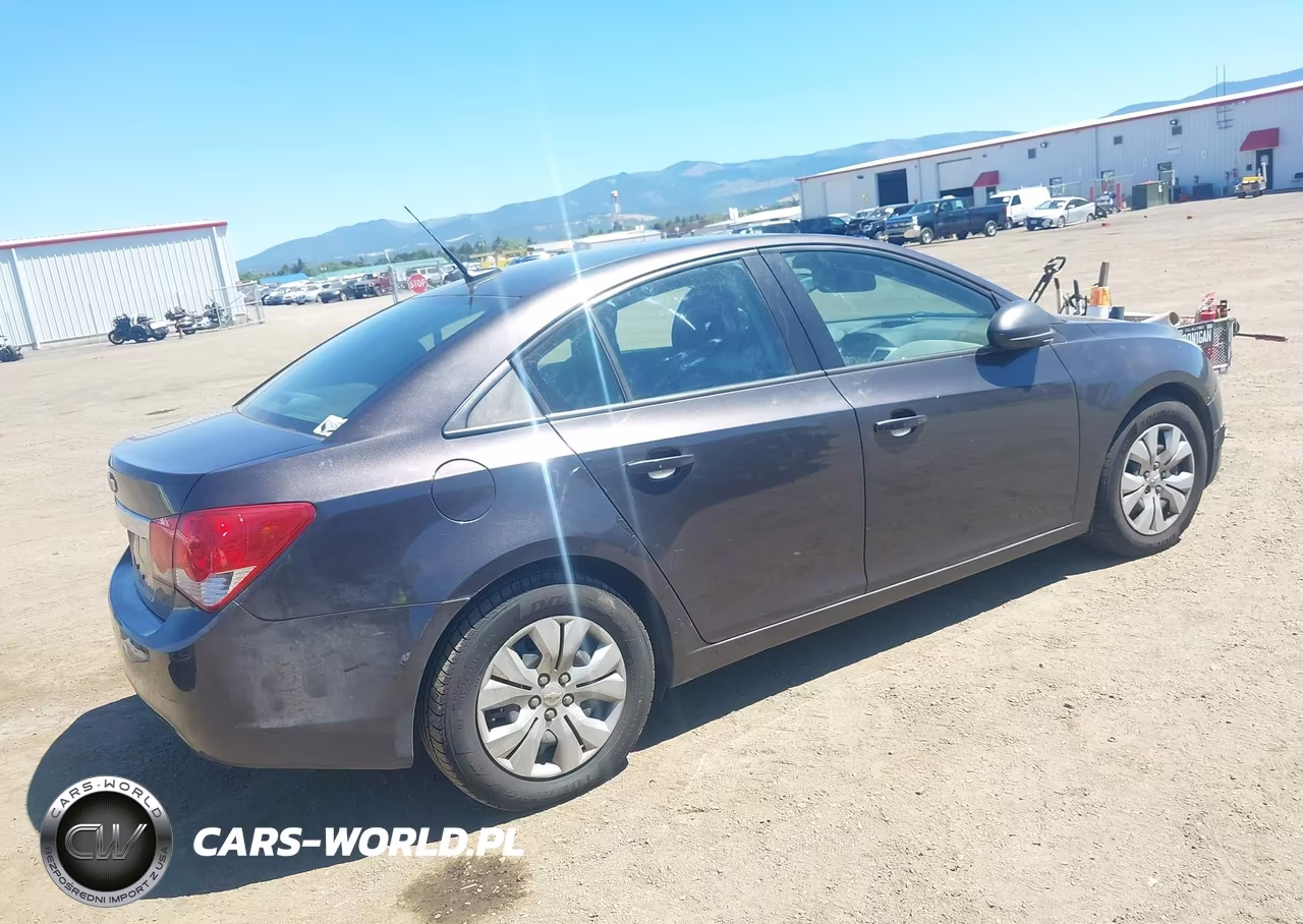 2014 Chevrolet Cruze Ls Auto VIN:1G1PA5SG2E7413189 - 4