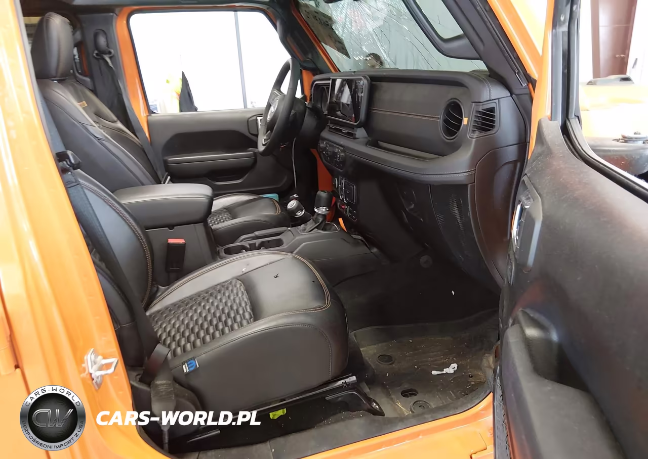 2025 Jeep Gladiator Mojave 4X4 VIN:1C6RJTEG3SL534243 - 5