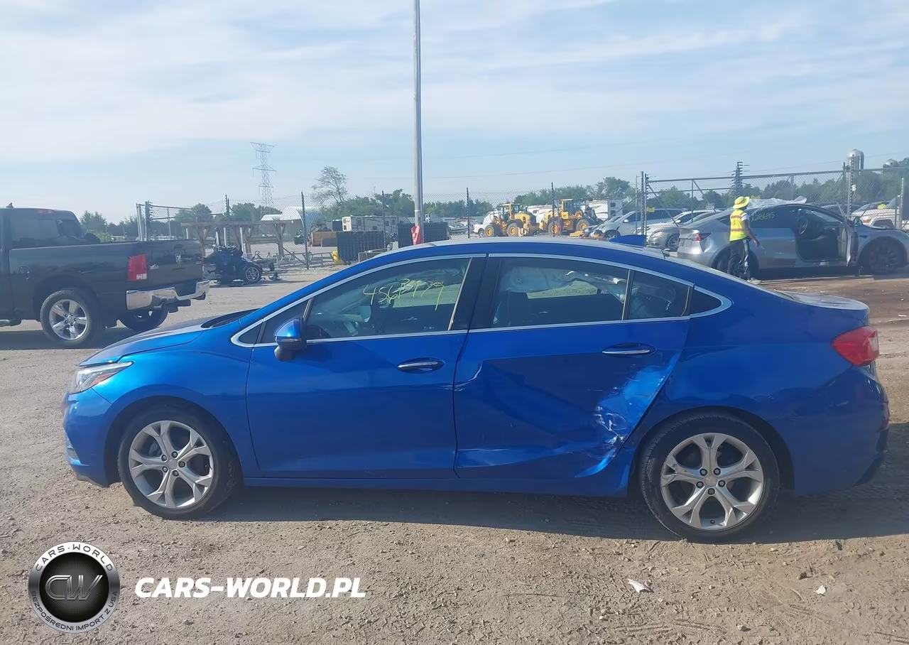 2016 Chevrolet Cruze Premier Auto VIN:1G1BG5SM0G7325565 - 14