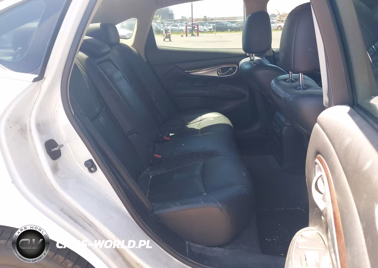 2015 Infiniti Q70 3.7X VIN:JN1BY1AR6FM560517 - 8