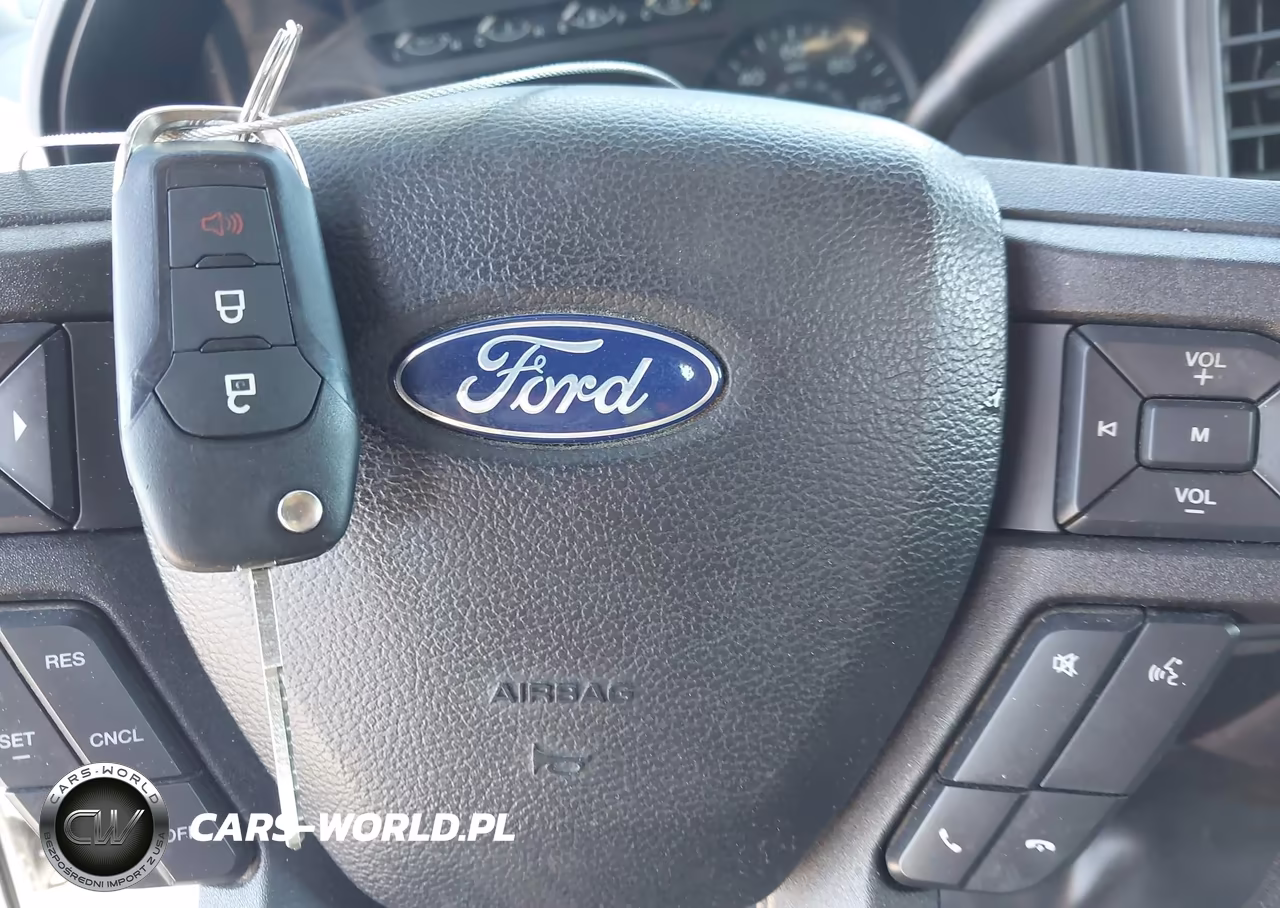 2019 Ford F-150 Xl VIN:1FTMF1CB9KKD13252 - 11