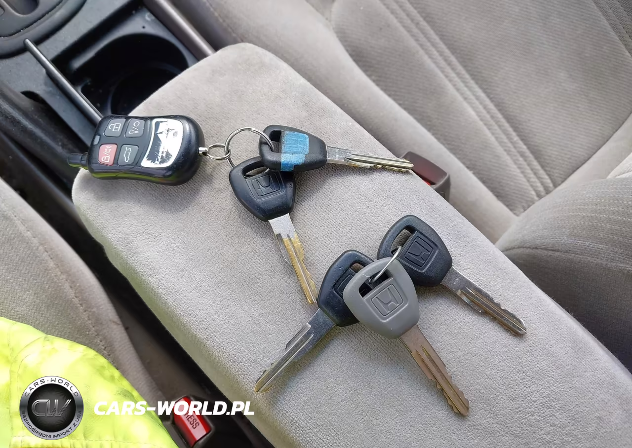 1999 Honda Accord Lx V6 VIN:1HGCG1648XA065208 - 11