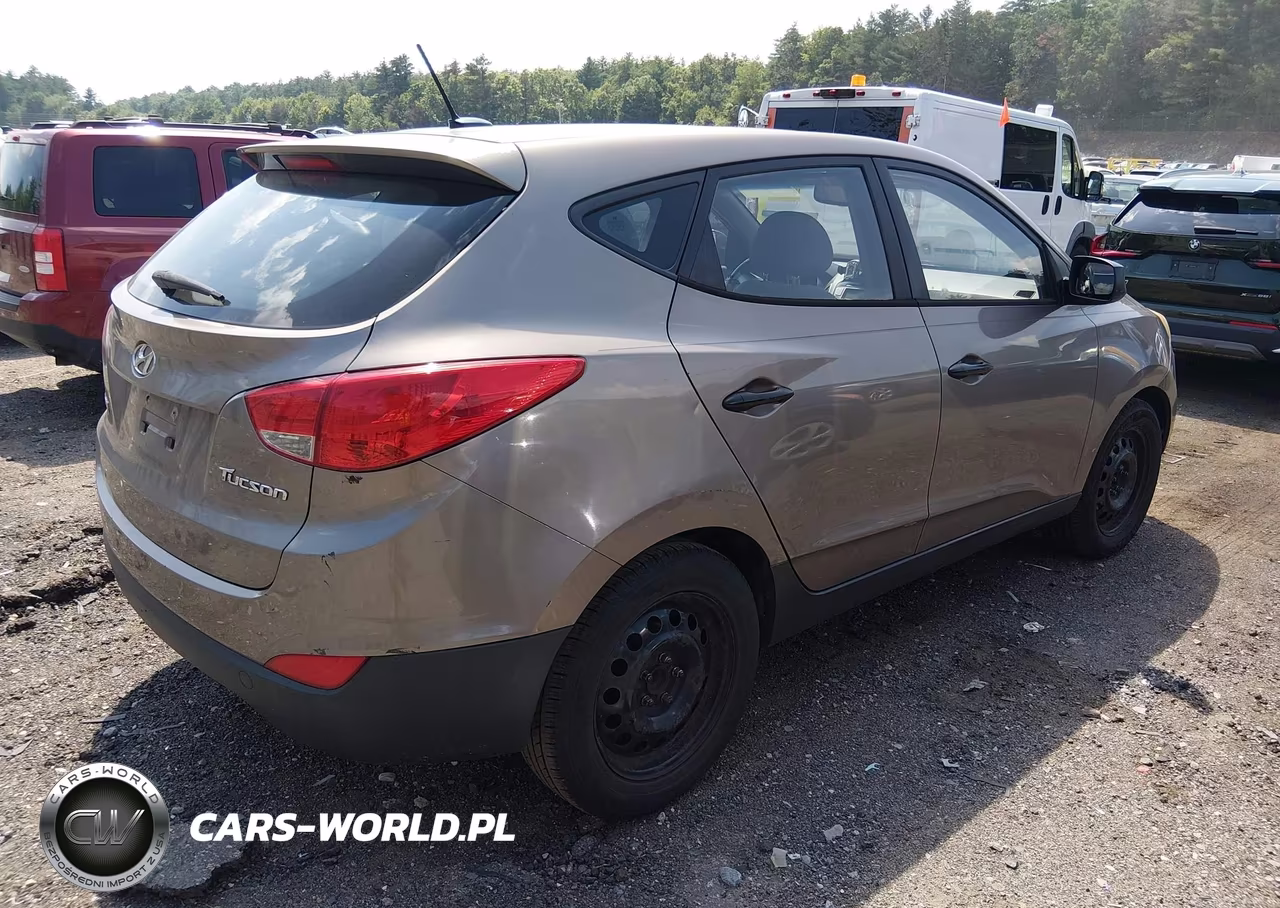 2011 Hyundai Tucson Gl VIN:KM8JT3AB1BU220770 - 4