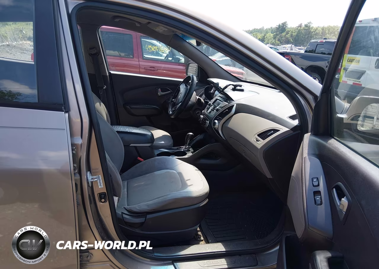 2011 Hyundai Tucson Gl VIN:KM8JT3AB1BU220770 - 5