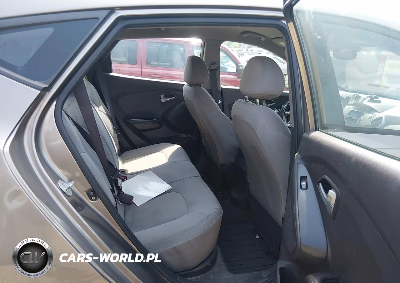 2011 Hyundai Tucson Gl VIN:KM8JT3AB1BU220770 - 8