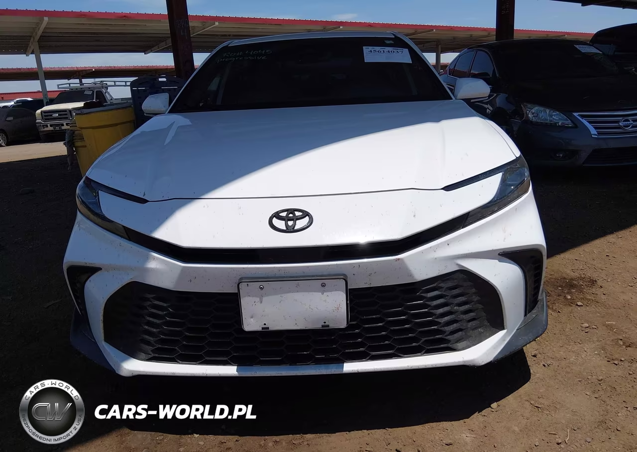 2026 Toyota Camry Se VIN:4T1DAACK4TU726308 - 12