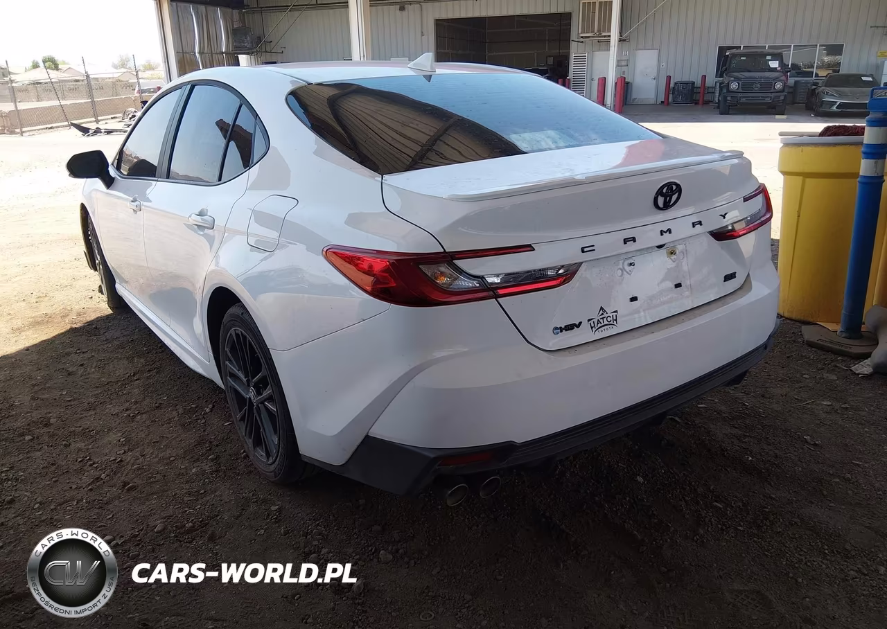 2026 Toyota Camry Se VIN:4T1DAACK4TU726308 - 3