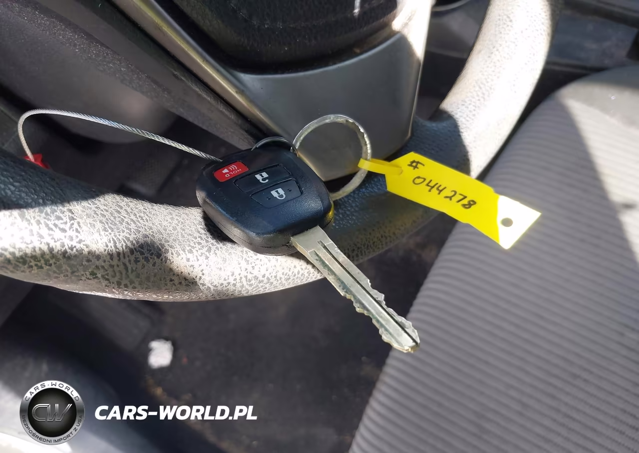 2015 Toyota Rav4 Le VIN:JTMZFREV8FJ044278 - 11
