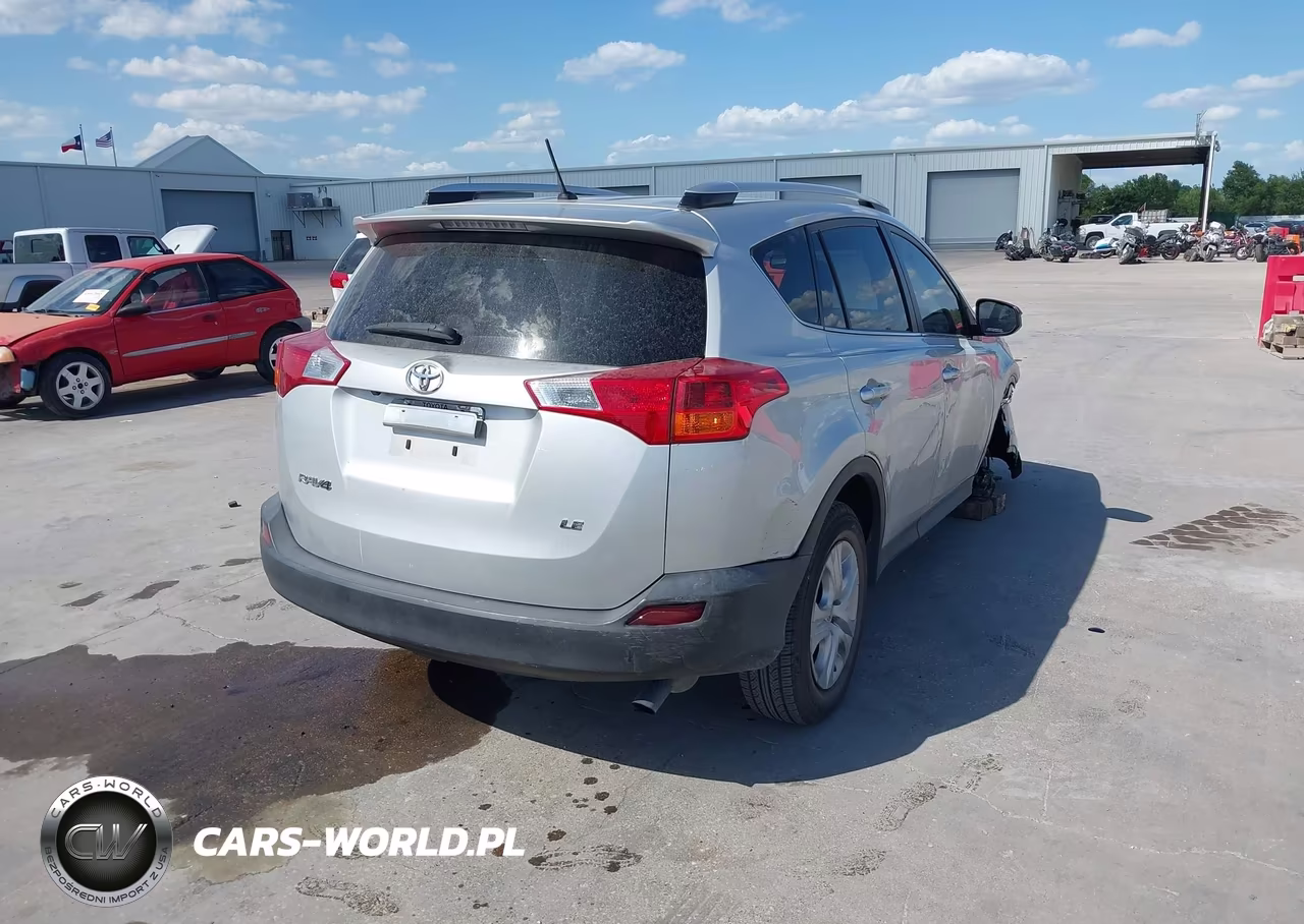2015 Toyota Rav4 Le VIN:JTMZFREV8FJ044278 - 4