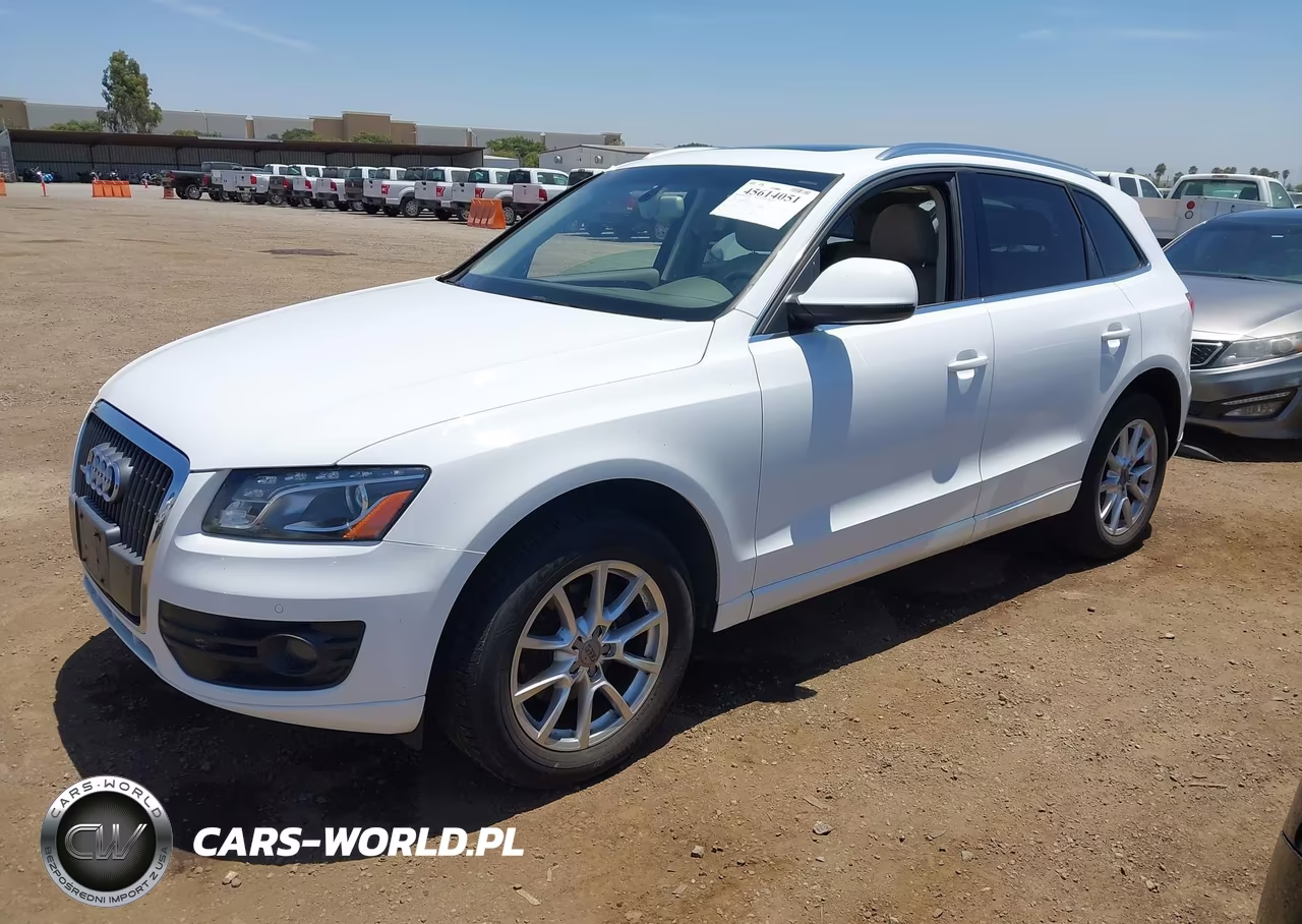 2011 Audi Q5 2.0T Premium VIN:WA1LFAFP9BA103818 - 2