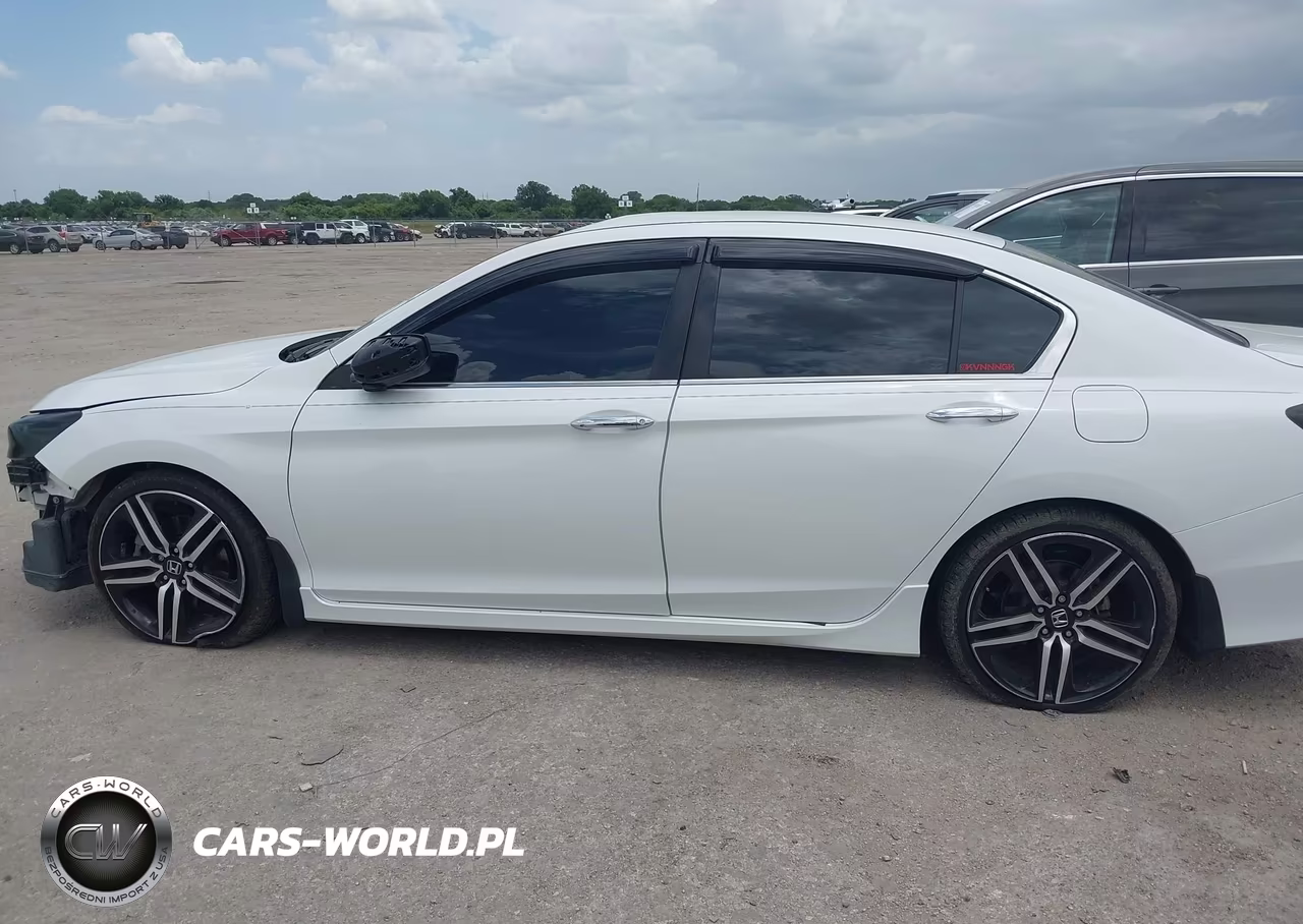 2017 Honda Accord Sport Se VIN:1HGCR2F10HA075674 - 14