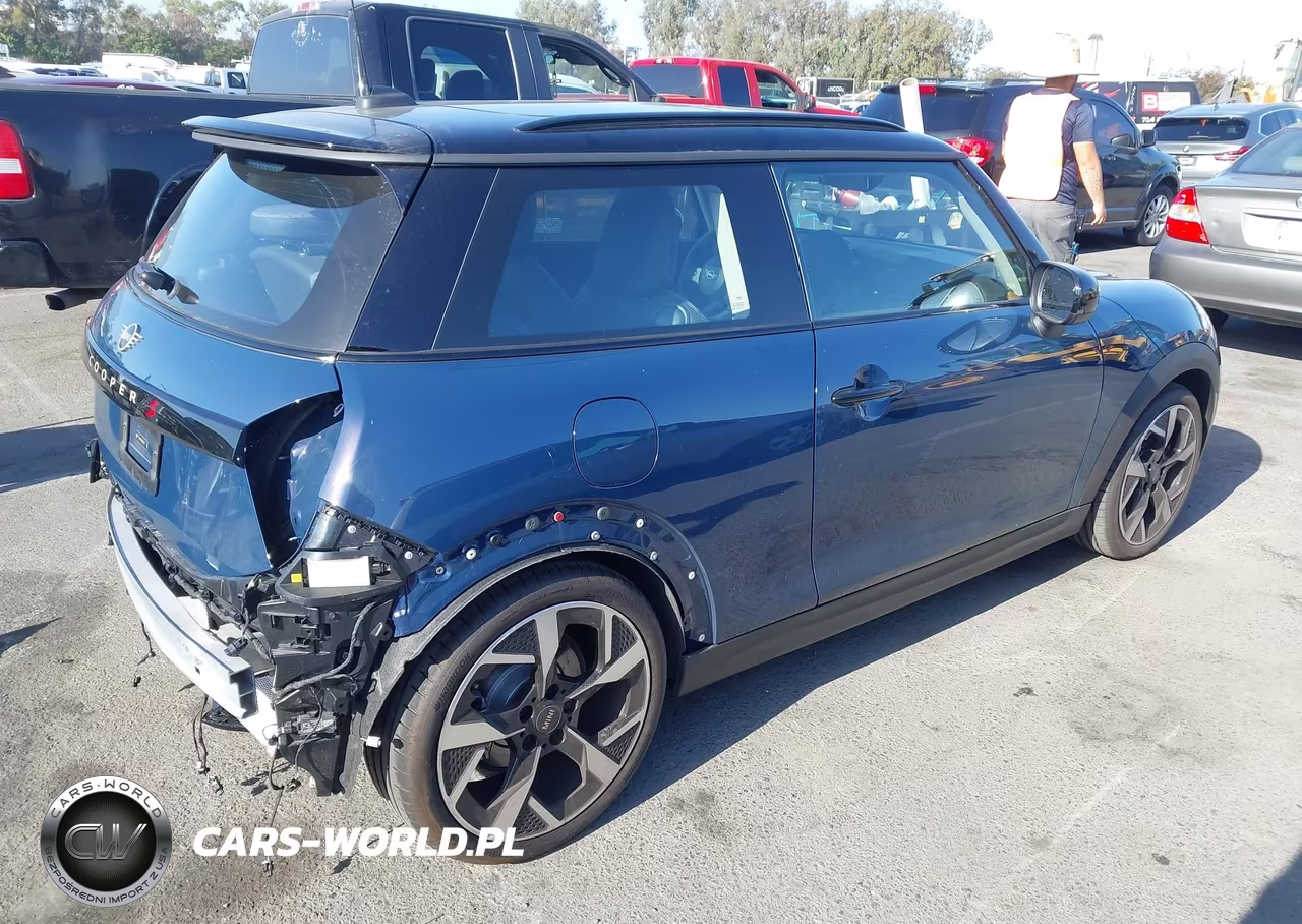 2025 Mini Hardtop Cooper S VIN:WMW23GD00S2W68162 - 4
