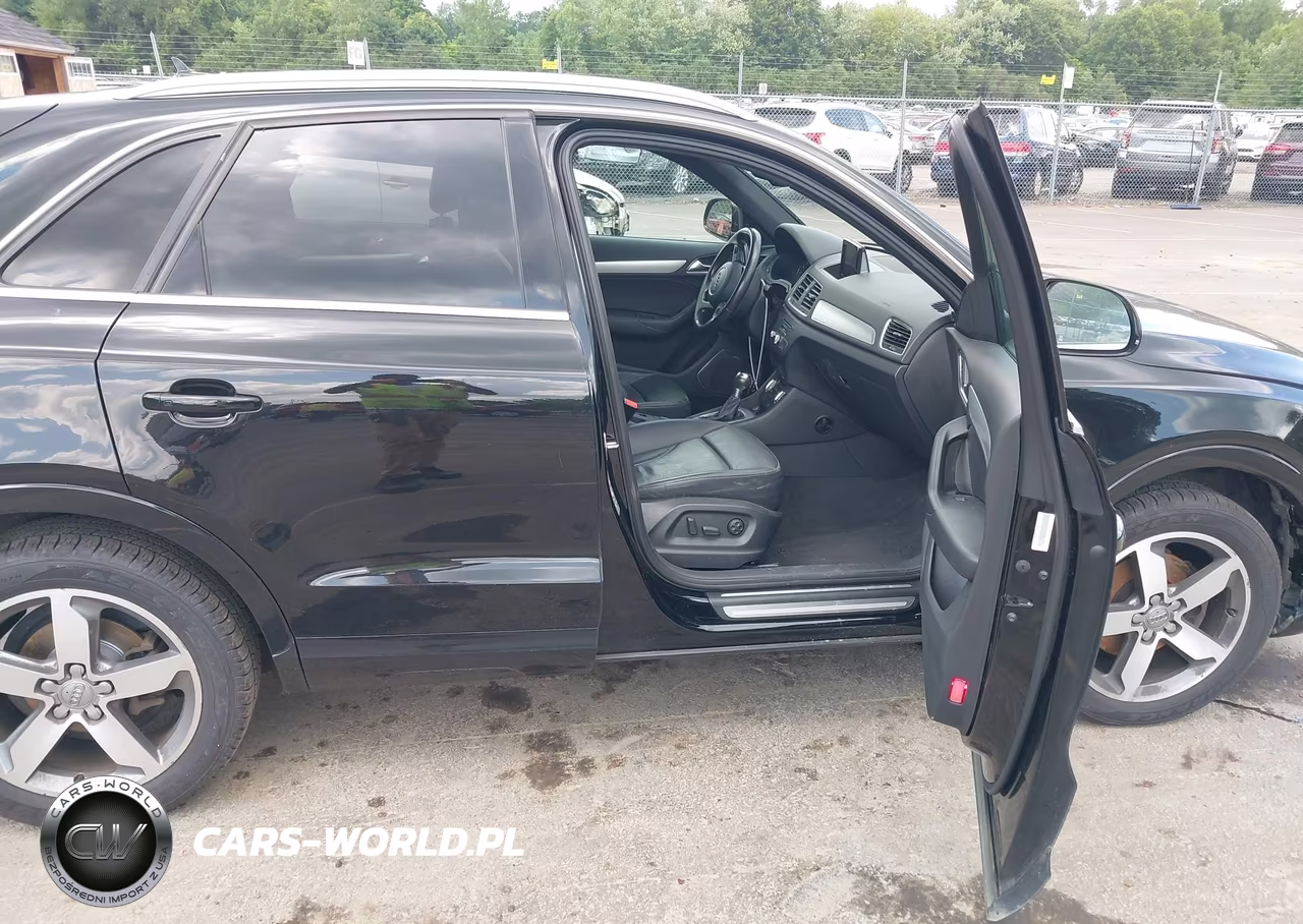 2015 Audi Q3 2.0T Premium Plus VIN:WA1GFCFS9FR007826 - 5