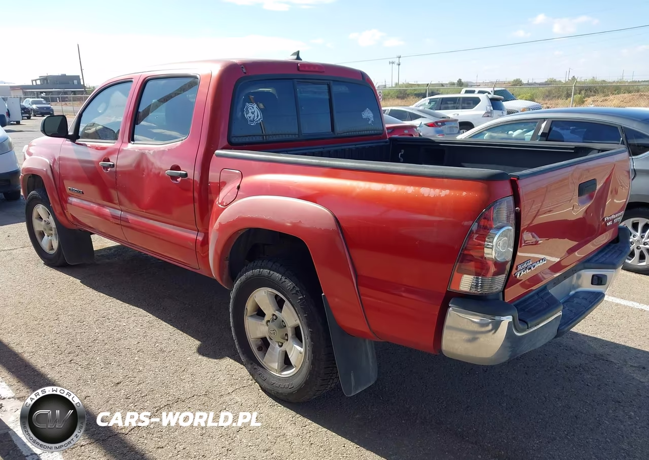 2012 Toyota Tacoma Prerunner V6 VIN:5TFJU4GN2CX015970 - 3