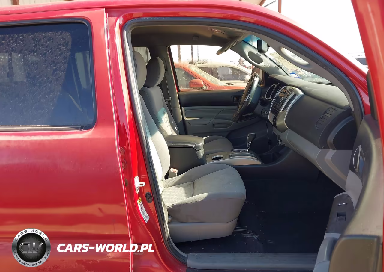 2012 Toyota Tacoma Prerunner V6 VIN:5TFJU4GN2CX015970 - 5