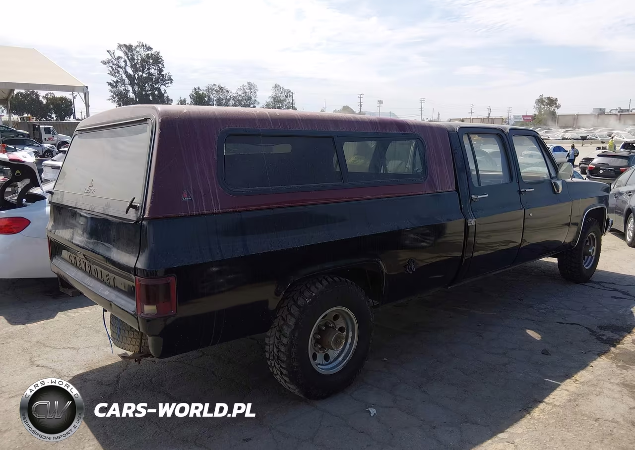 1990 Chevrolet R3500 VIN:1GBGR33K6LF302000 - 4