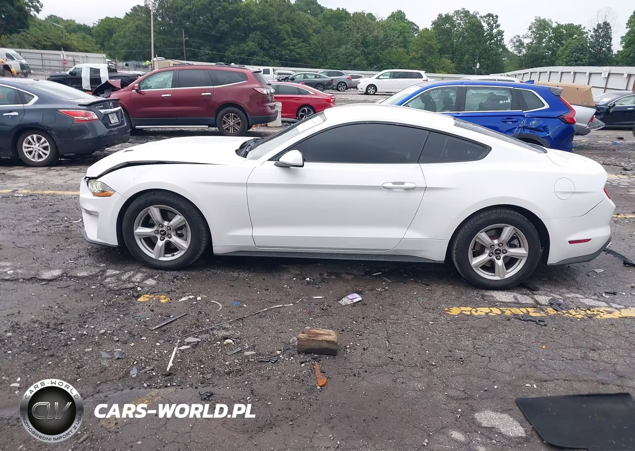 2018 Ford Mustang Ecoboost VIN:1FA6P8TH9J5185522 - 14