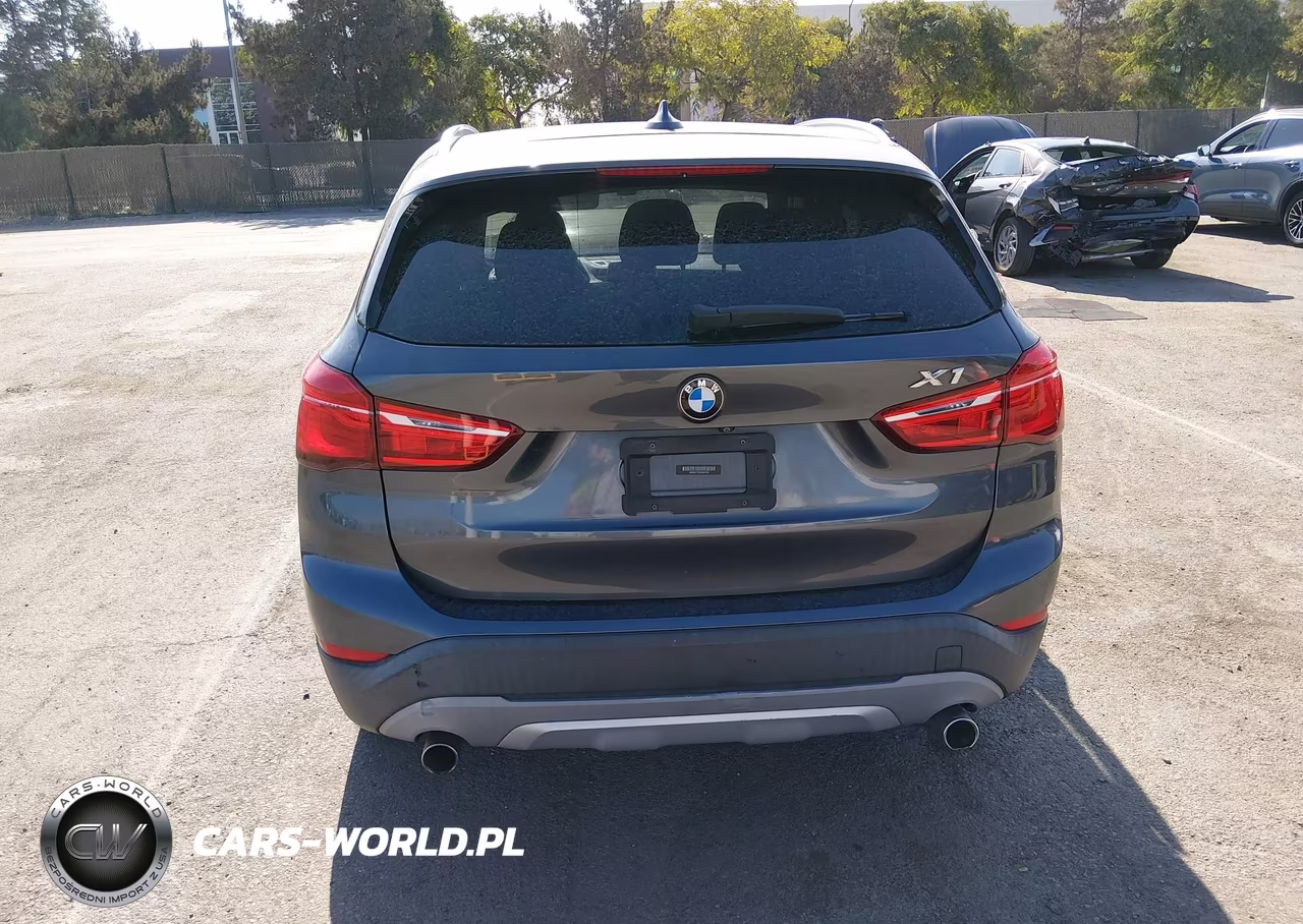 2018 BMW X1 Sdrive28I VIN:WBXHU7C39J5H43109 - 17