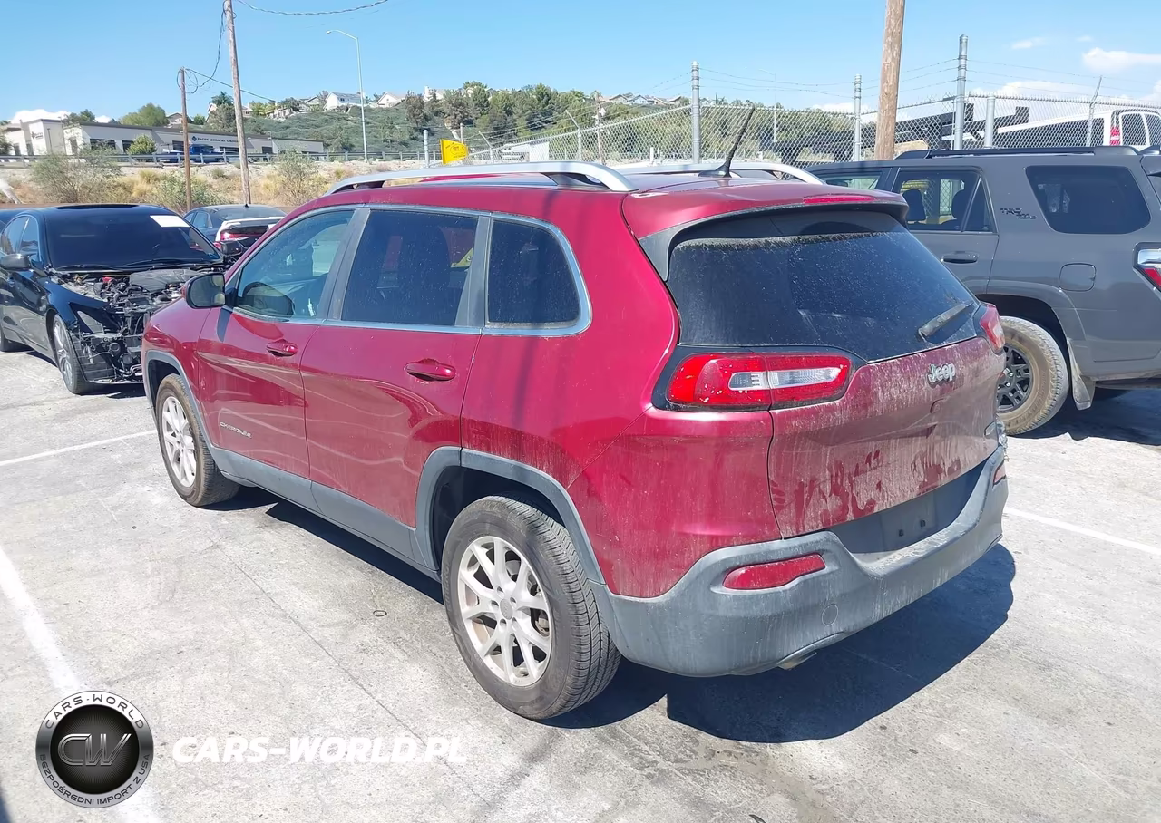 2014 Jeep Cherokee Latitude VIN:1C4PJLCB8EW232134 - 3