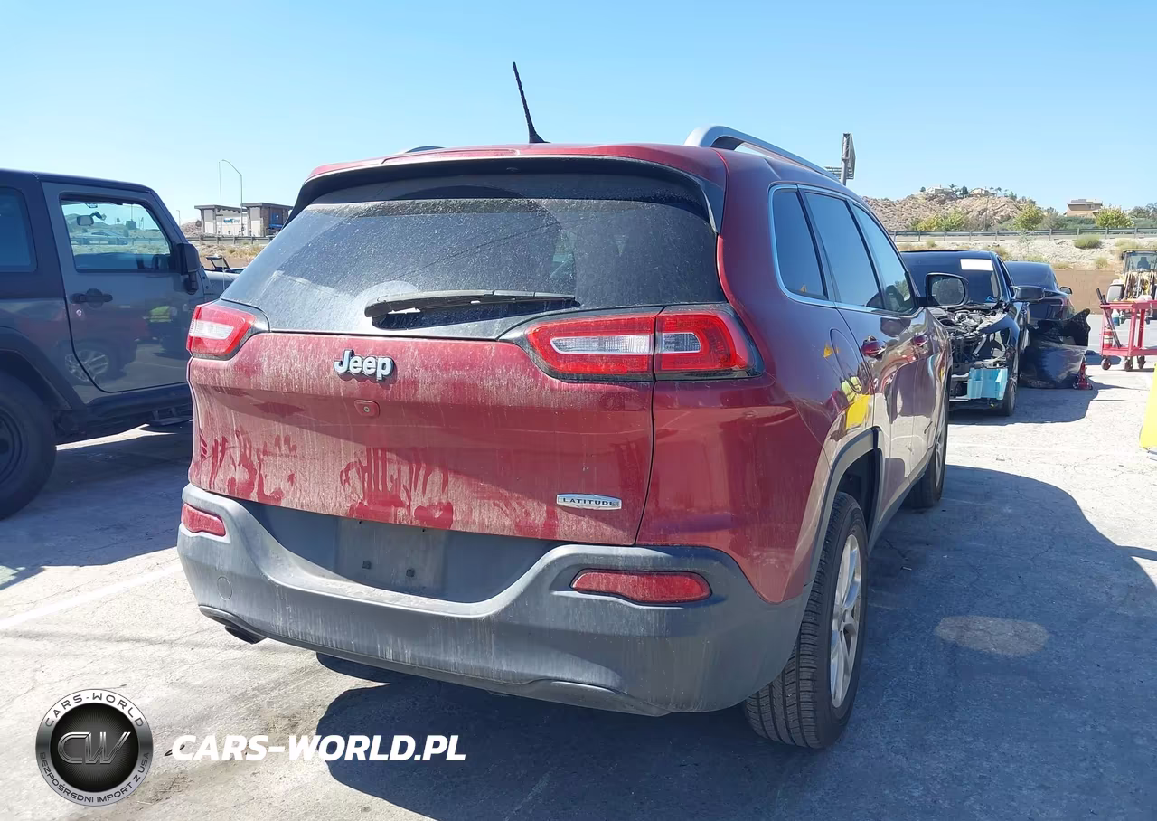 2014 Jeep Cherokee Latitude VIN:1C4PJLCB8EW232134 - 4