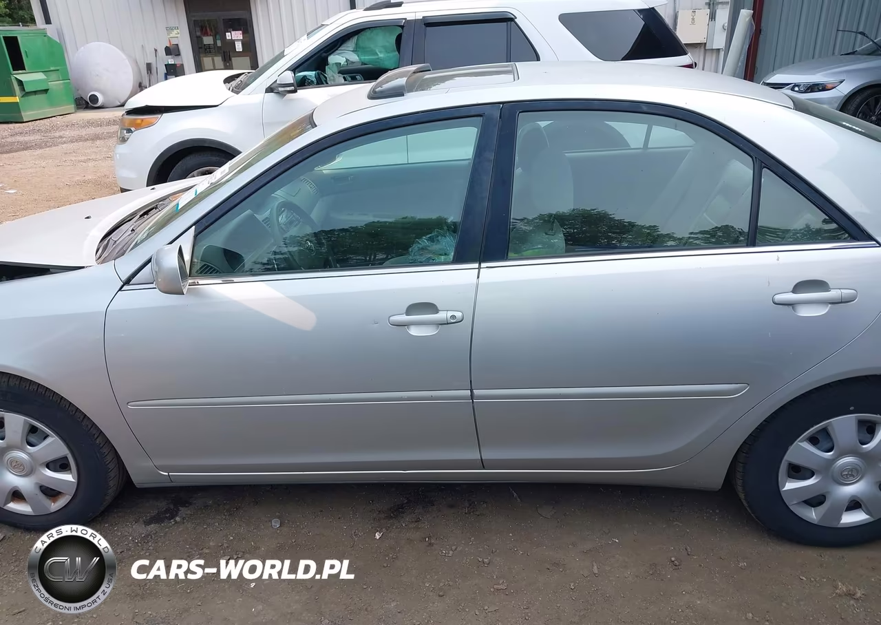 2003 Toyota Camry Le VIN:4T1BE30K93U643839 - 15