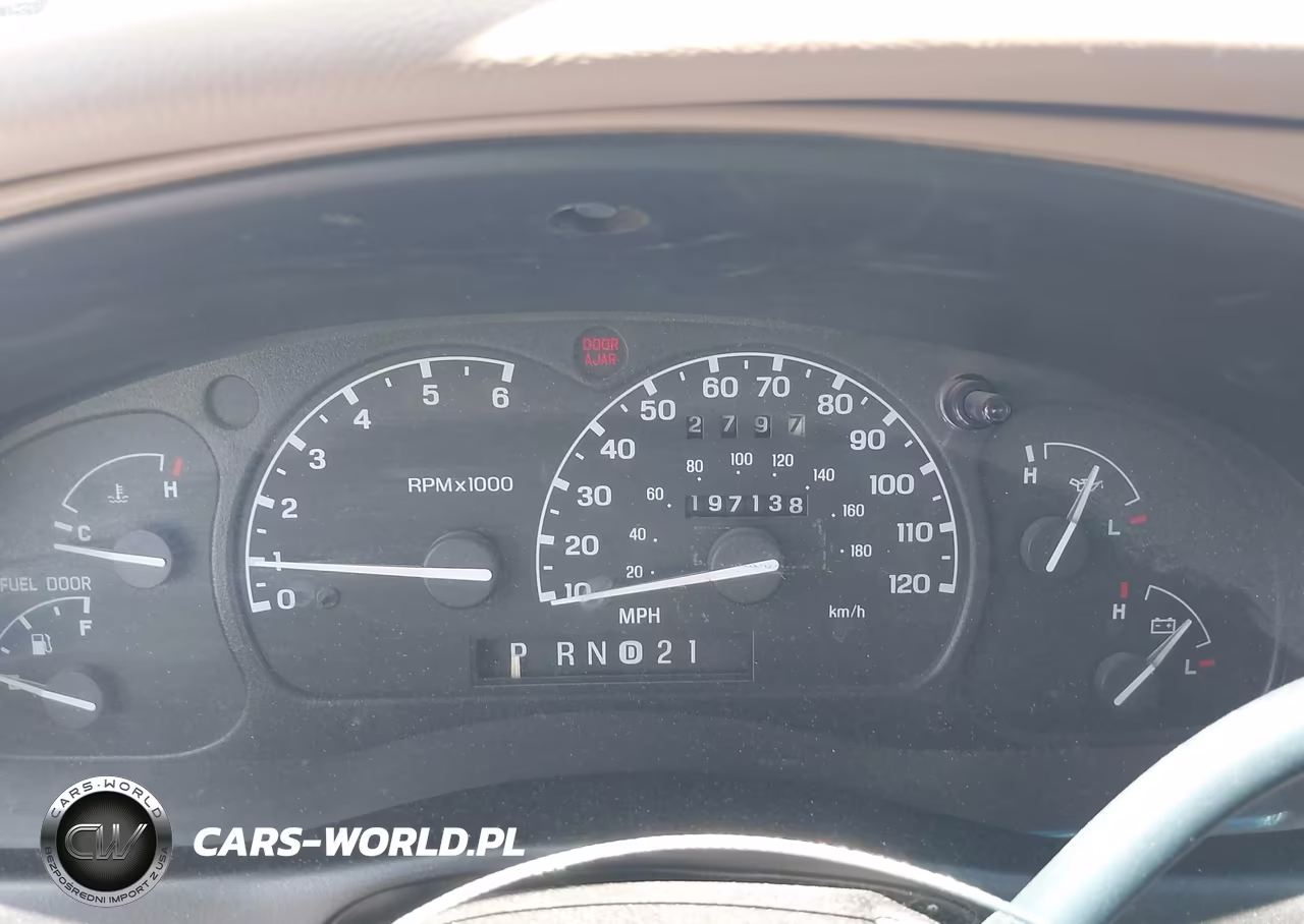 2000 Ford Explorer Xlt VIN:1FMZU73E1YUB19171 - 7