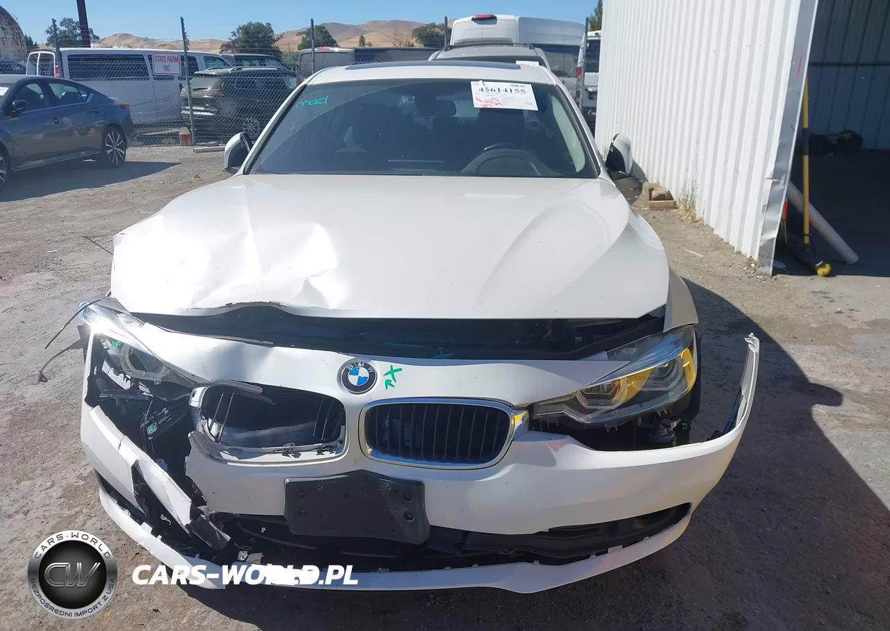 2018 BMW 320I VIN:WBA8A9C56JAD27803 - 12